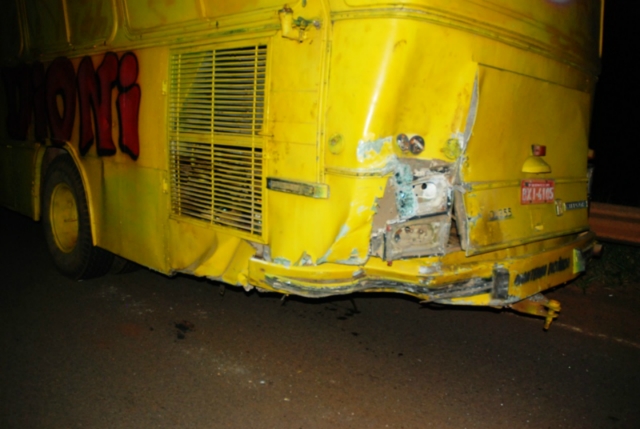Acidente entre carro e ônibus deixa um homem ferido na MS-395 em Bataguassu