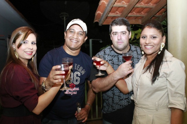 Noivado de Patrícia & Anderson e Edina & Ricardo Noivado de Patrícia & Anderson e Edina & Ricardo