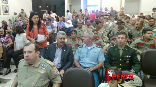 Troca de comando do Corpo de Bombeiros de Três Lagoas acontece neste momento