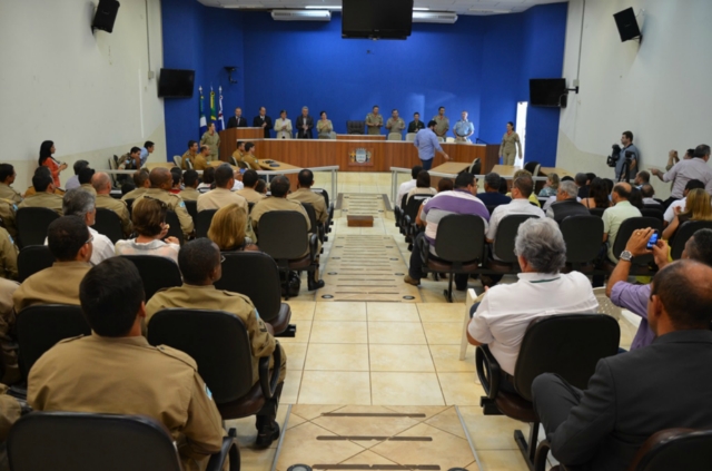 Prefeita Marcia Moura participa da troca de Comando do Corpo de Bombeiros