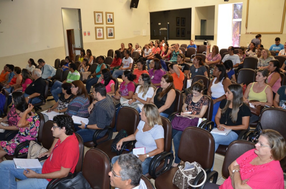 Em capacitação, Assistência Social aborda direitos da Criança e Adolescente