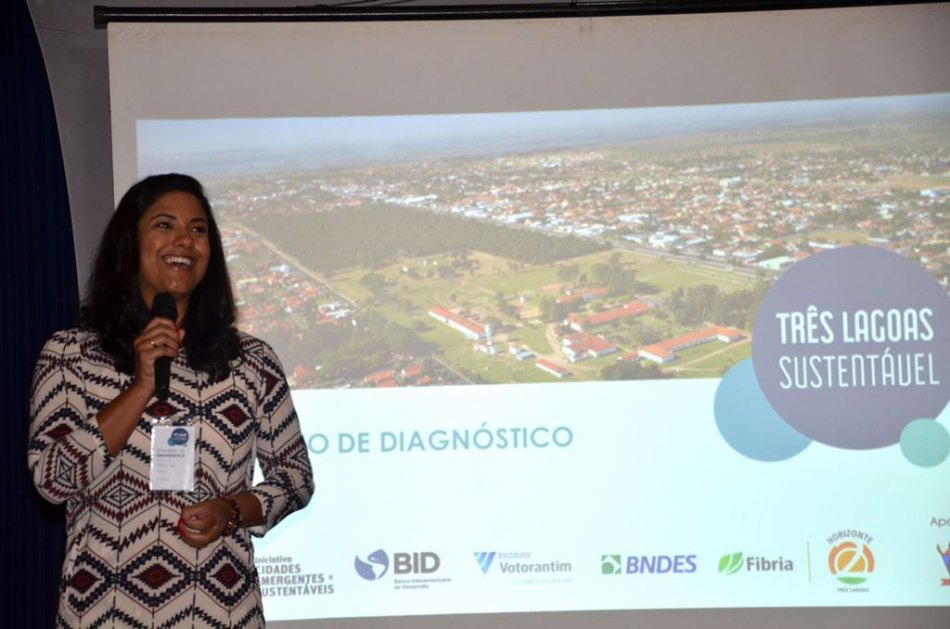 Marcia Moura participa do Seminário de Diagnóstico do ICES