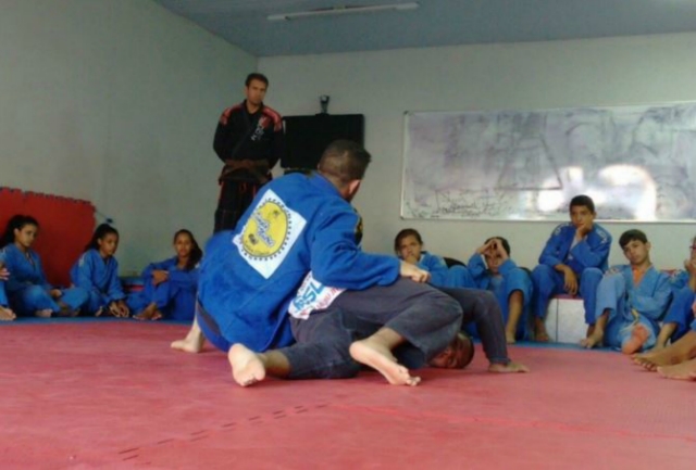 13º BPM promove seminário com reconhecido atleta de jiu-jítsu no projeto “ReAção”