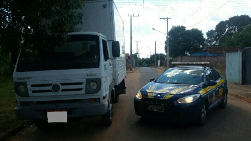 PRF recupera caminhão furtado com indícios do “golpe do seguro”