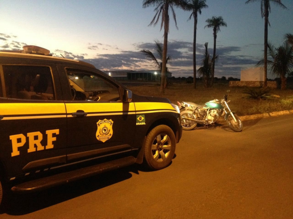 Após fuga em rodovia, PRF recupera moto furtada há seis dias em Três Lagoas