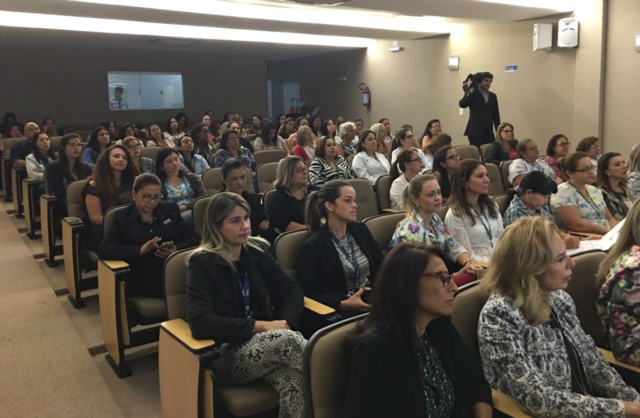 Palestras, sorteios e artesanatos marcam a semana em comemoração ao Dia das Mães no TCE-MS