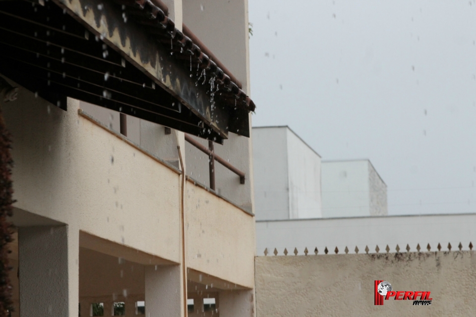 Previsão de chuva ao longo do dia em Três Lagoas