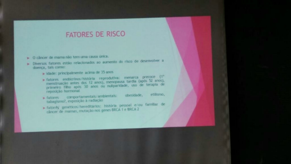 No dia do profissional de enfermagem, servidores recebem capacitação de exame clínico das mamas