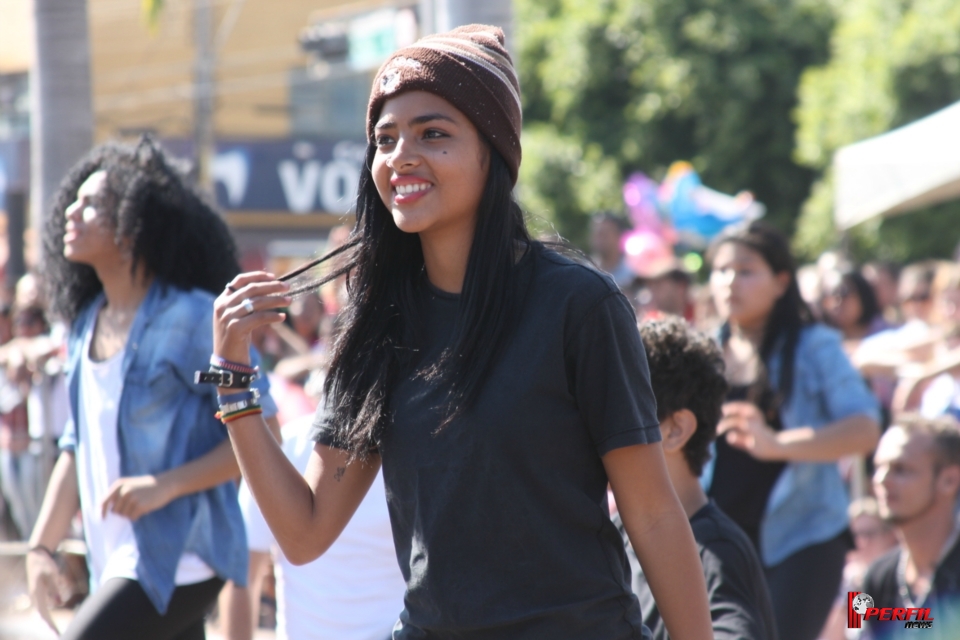 Desfile de 101 anos de Três Lagoas atrai 4 mil pessoas Desfile de 101 anos de Três Lagoas atrai 4 mil pessoas