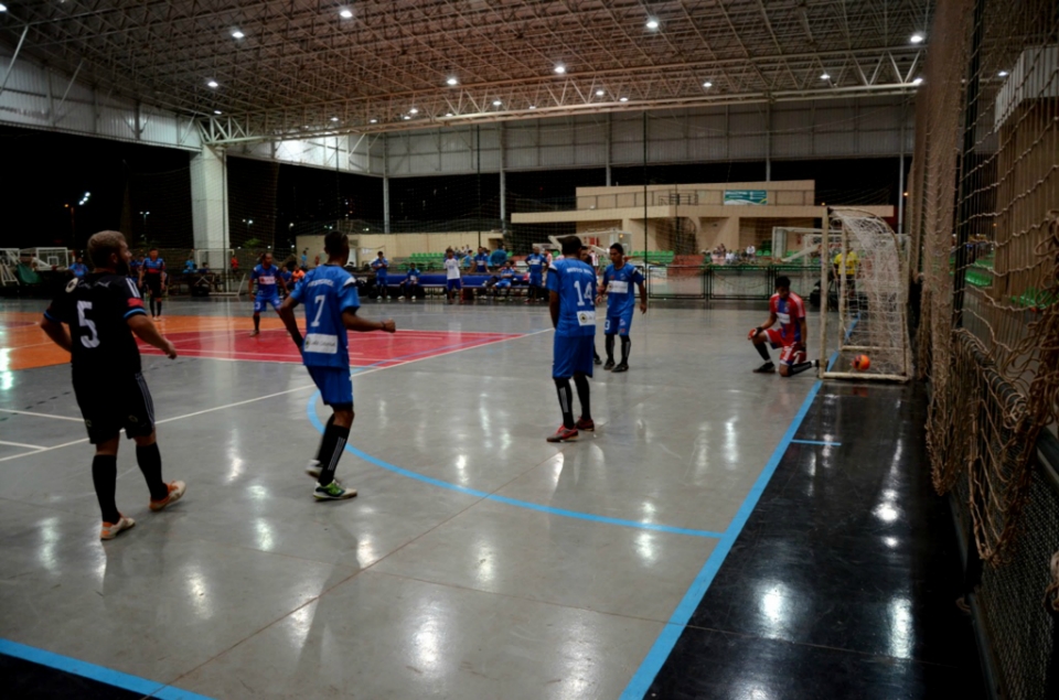 Sejuvel premia vencedor do primeiro turno do Campeonato Municipal de Futsal