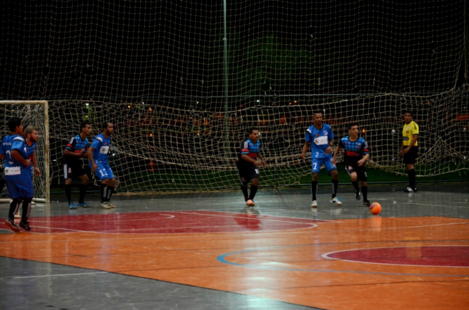 Sejuvel premia vencedor do primeiro turno do Campeonato Municipal de Futsal