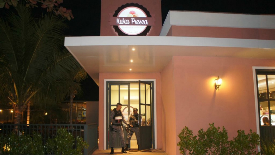 Debutante fã da ROTAI de Três Lagoas recebe surpresa de policiais