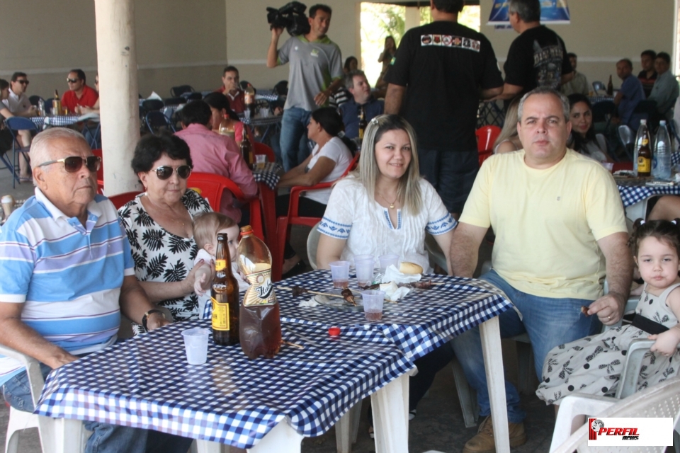 Nova Estrela comemora 48 anos com sorteio de 5 motos aos clientes