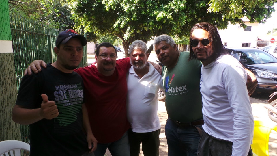 Em Três Lagoas boteco comemora dois anos com costelada na rua Em Três Lagoas boteco comemora dois anos com costelada na rua