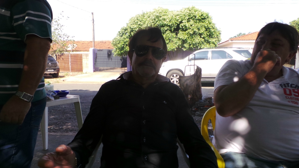 Em Três Lagoas boteco comemora dois anos com costelada na rua Em Três Lagoas boteco comemora dois anos com costelada na rua