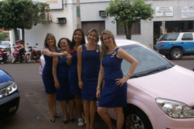 Salão CIA da Beleza participa de demonstração da Mary Kay