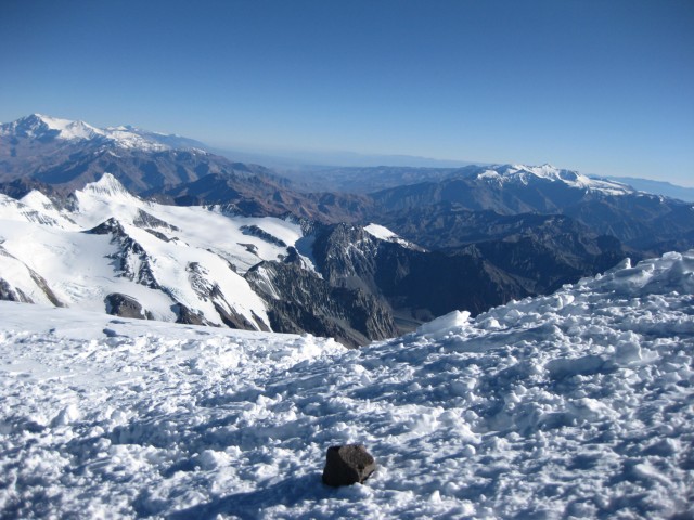 Aventureiro relata escalada na montanha mais alto das Américas