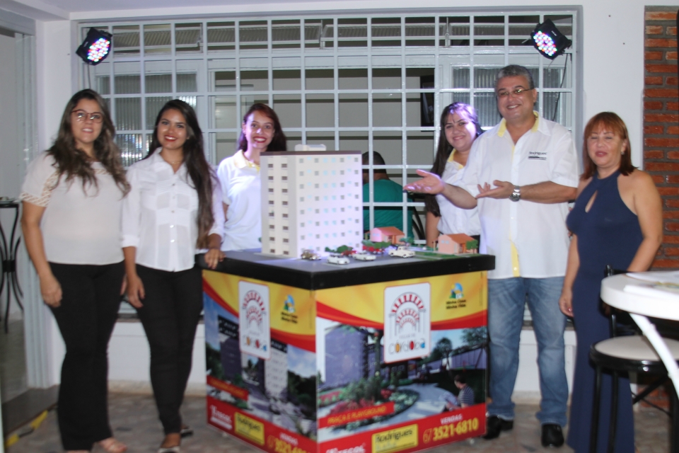 Coquetel na Rodrigues Imóveis lança vendas apartamentos em Três Lagoas