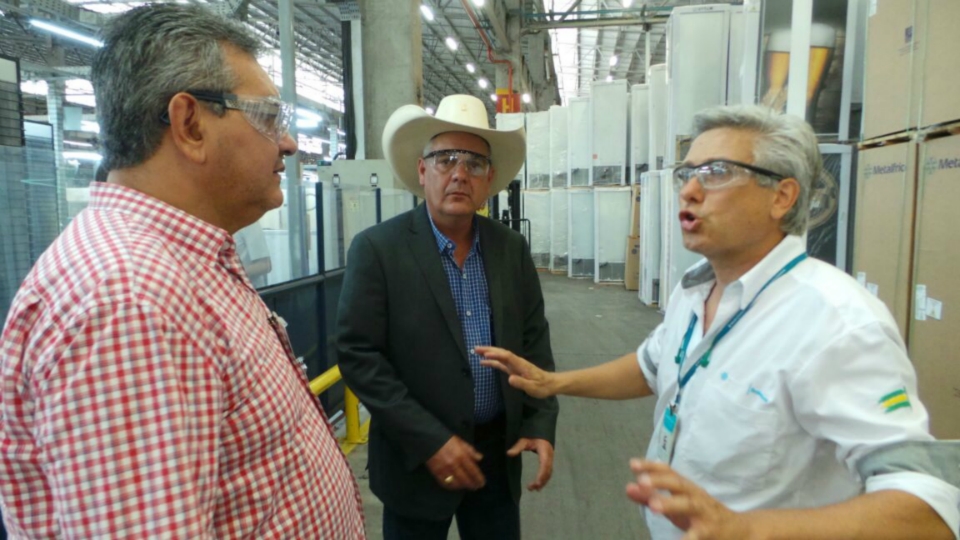 Metalfrio doa refrigeradores para prefeitura de Três Lagoas