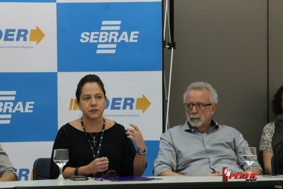 Em bate-papo com jornalistas, Sebrae visa mobilizar lideranças em projeto de atuação junto à comunidade