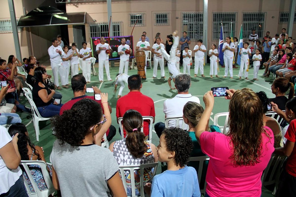 Projeto esportivo é inaugurado na Escola Flausina com mais de 200 inscritos
