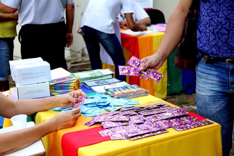 Prefeitura e ATGLT realizam primeira ação do Maio da Diversidade Sexual