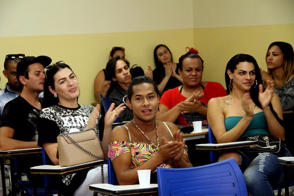 Prefeitura e ATGLT realizam primeira ação do Maio da Diversidade Sexual