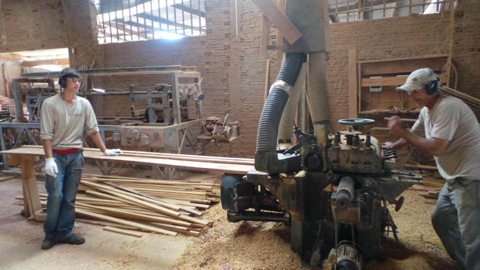 Mademinas chega no "boom" da industrialização e se torna referência nos planejados de madeira