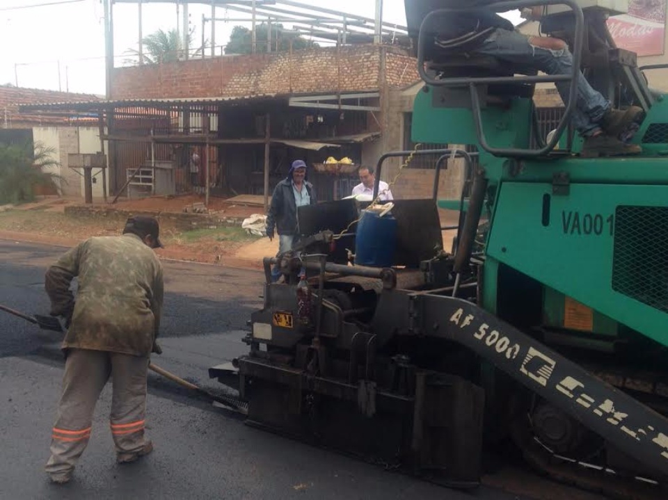 SEINTRA anuncia pacote e chega a 11 obras de pavimentação simultâneas