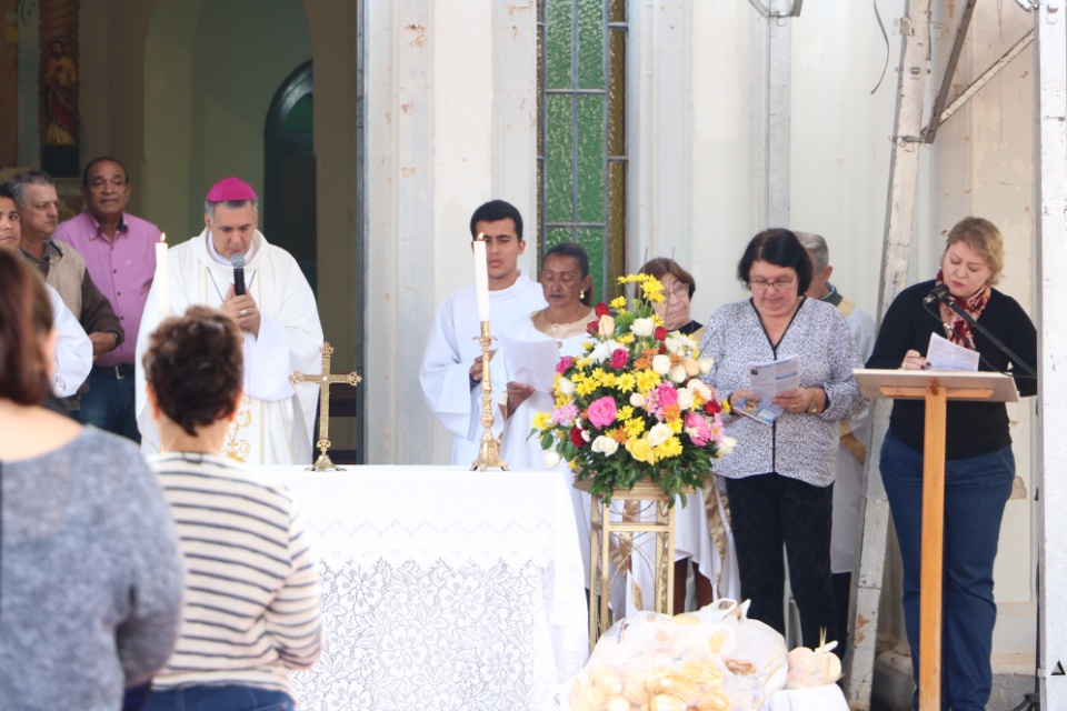 Confira as fotos da Missa Campal de Santo Antônio