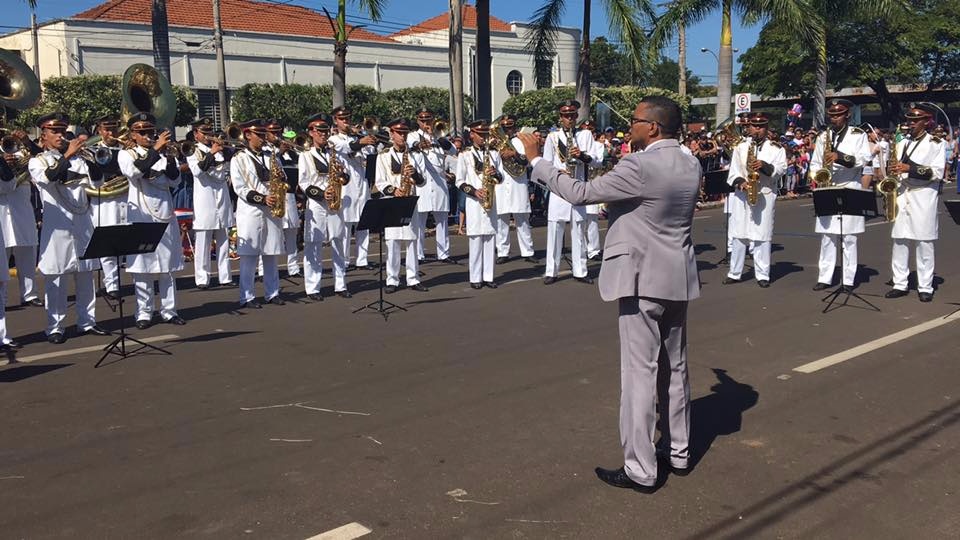 Desfile cívico marca aniversário de 102 anos de Três Lagoas