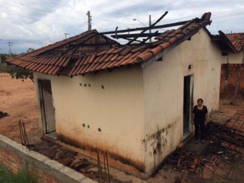 Feijoada beneficente para reerguer casa destruída em incêndio acontece em julho