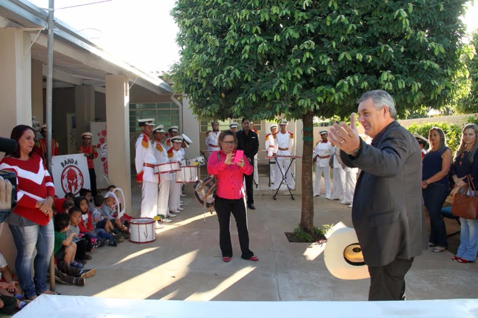 Prefeitura de Três Lagoas entrega 66 novos refrigeradores, freezers e frigobares à Rede Municipal de Ensino