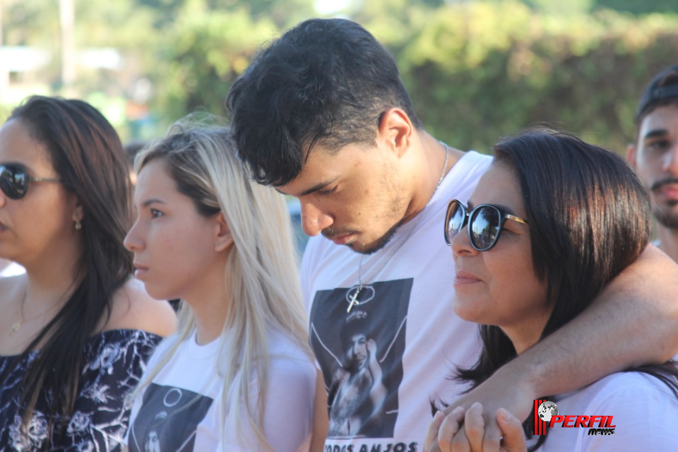 Manifestação cultural na pista de skate marca homenagem ao Cinza MC