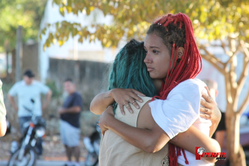 Manifestação cultural na pista de skate marca homenagem ao Cinza MC