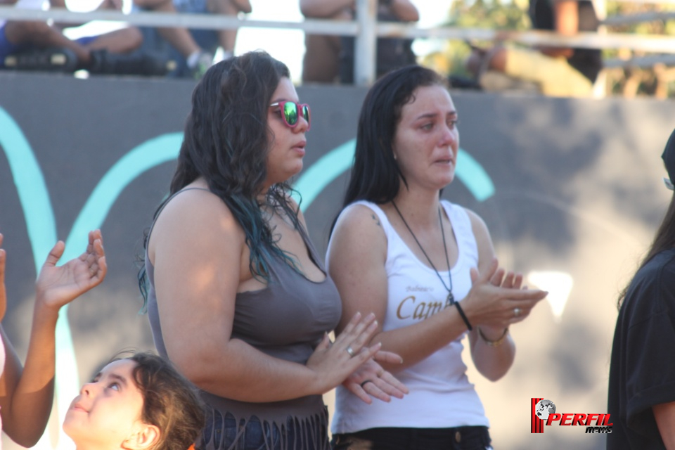 Manifestação cultural na pista de skate marca homenagem ao Cinza MC