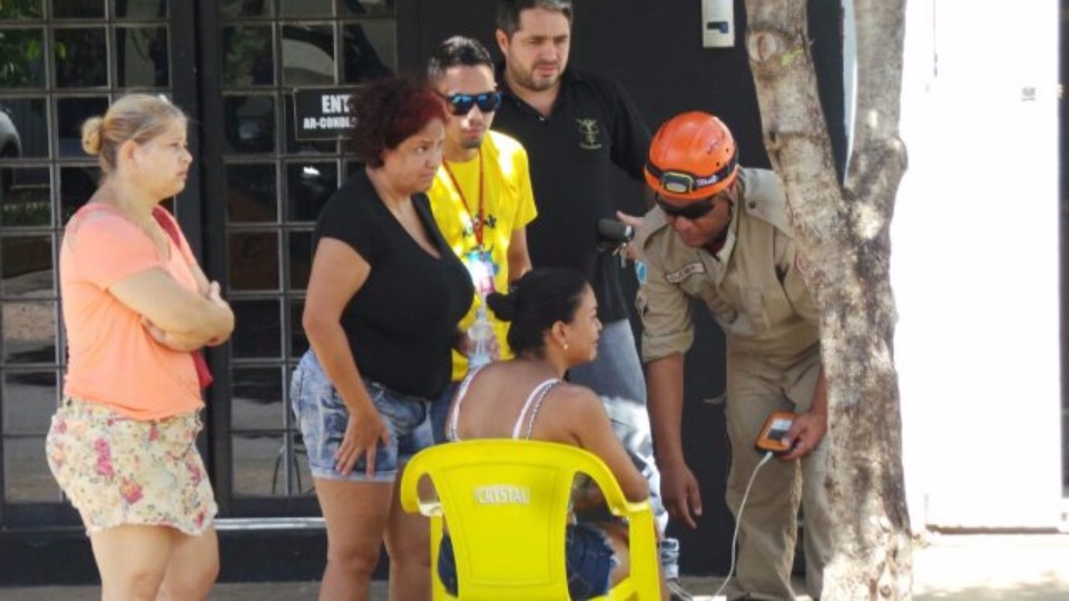 Bombeiros de todo Brasil comemoram seu dia com muitas atividades