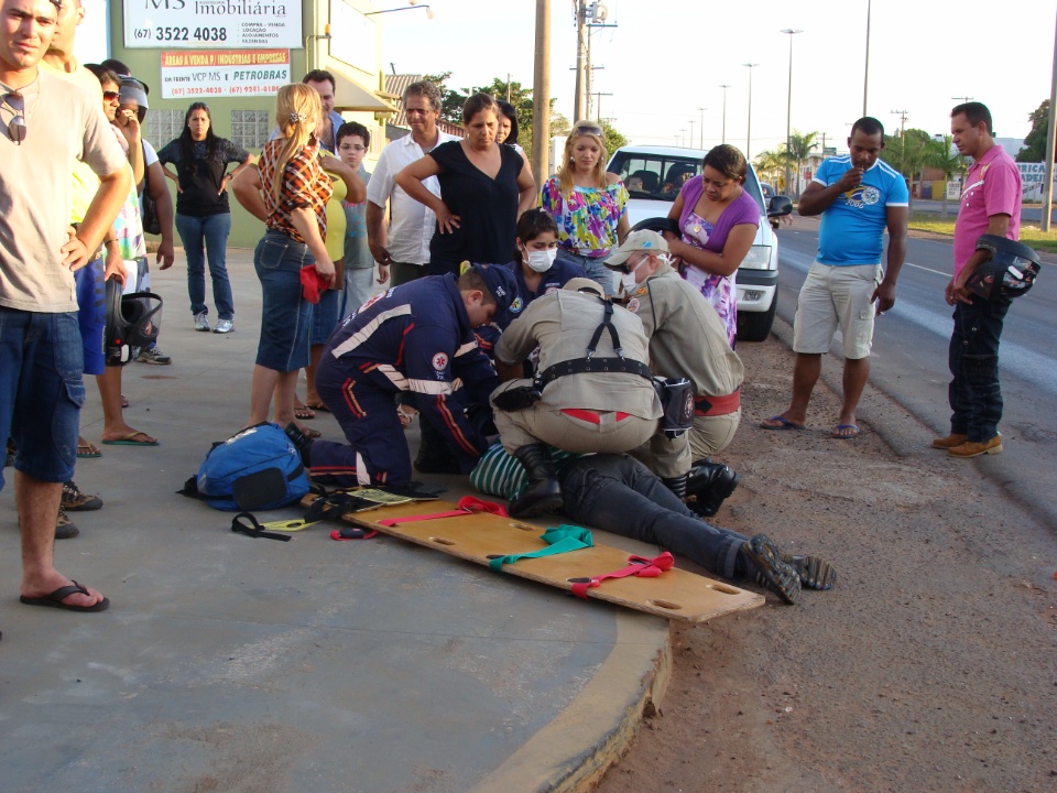 Bombeiros de todo Brasil comemoram seu dia com muitas atividades