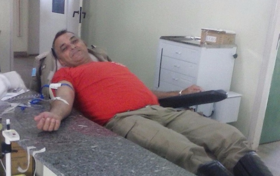 Bombeiros de Três Lagoas fazem doação de sangue