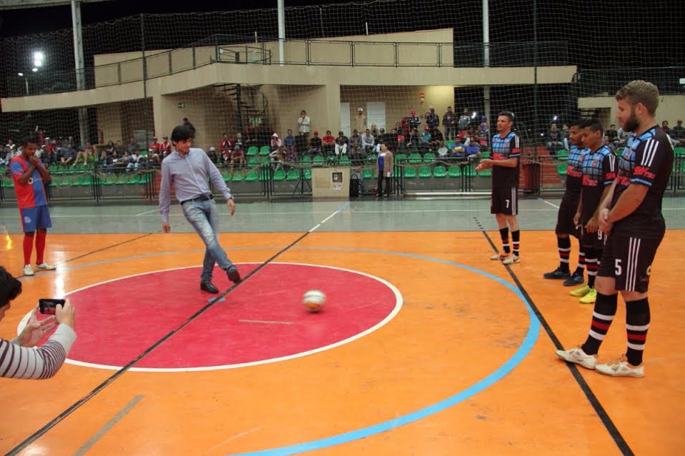 Bola começa a rolar pela série A e série B do Campeonato Municipal de Futsal Masculino 2017