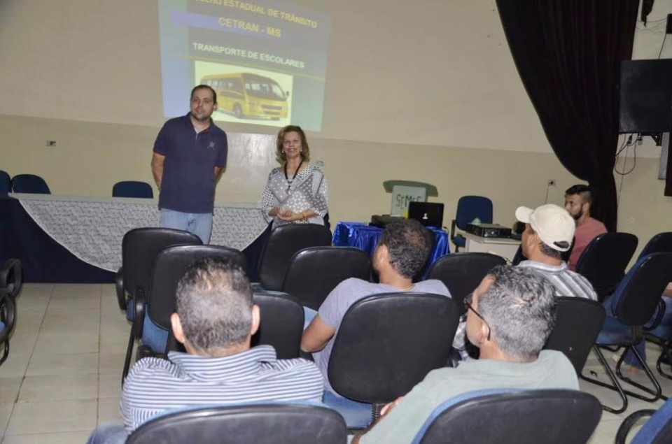 Motoristas da Educação recebem treinamento por parte da SEINTRA e CETRAN