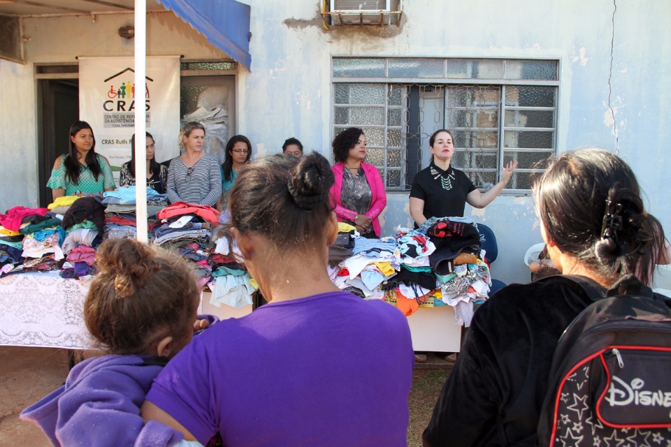 Assistência Social distribui agasalhos às famílias assistidas