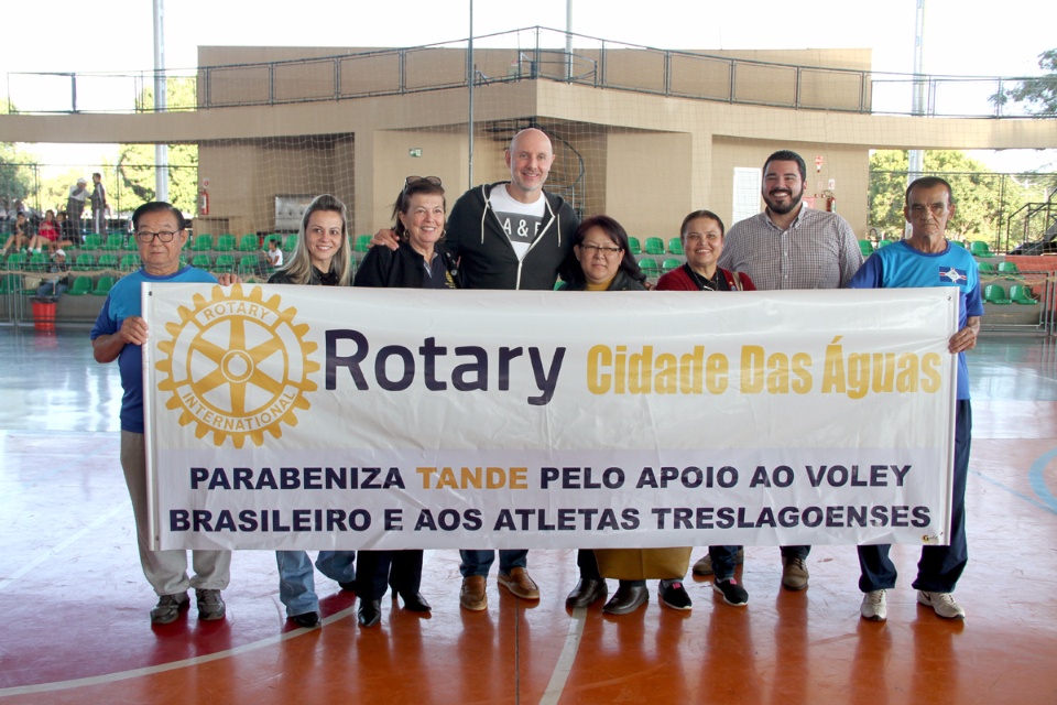Tande conta trajetória de sucesso e motiva crianças, adultos e idosos