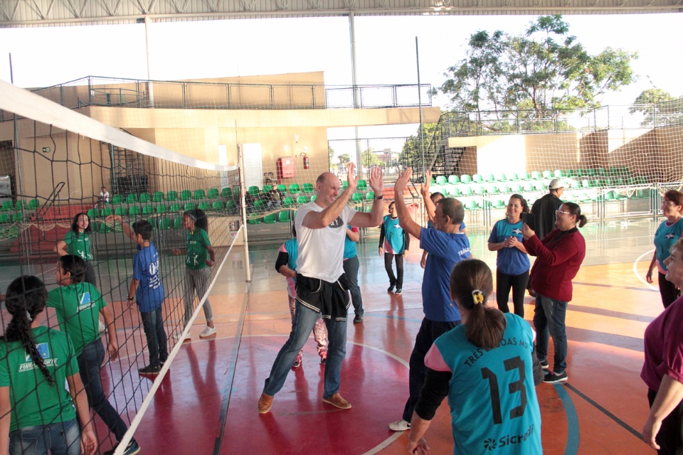 Tande conta trajetória de sucesso e motiva crianças, adultos e idosos