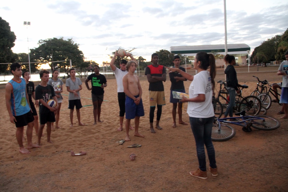 Diretoria de Trânsito realiza campanha de conscientização dos ciclistas na Lagoa Maior