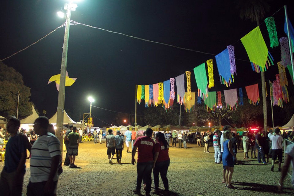 Primeiro dia da 29º Festa do Folclore reúne quase quatro mil pessoas