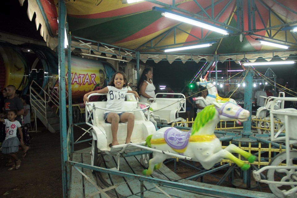 Primeiro dia da 29º Festa do Folclore reúne quase quatro mil pessoas