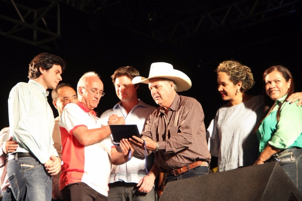 Com público de 5 mil, abertura oficial da 29ª Festa do Folclore é marcada por homenagens