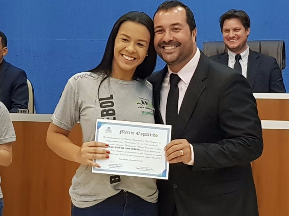 Câmara entrega título de Cidadão Três-lagoense, Moções de Congratulação e Mérito Esportivo