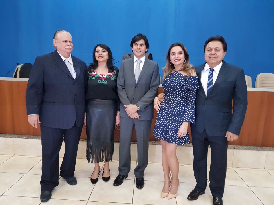 Câmara entrega título de Cidadão Três-lagoense, Moções de Congratulação e Mérito Esportivo